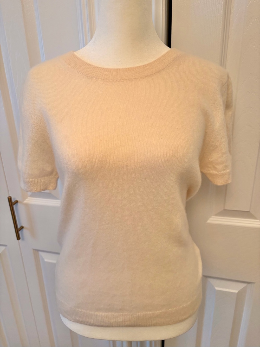 Quince Cashmere Classic Short-Sleeve Crewneck Top - Cream